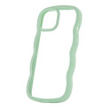 Wave case for iPhone 13 6,1" green