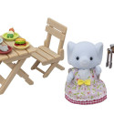 SYLVANIAN FAMILIES BBQ Piknika komplekts - Ziloņu meitenīte