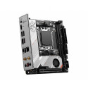 MSI MPG B650I EDGE WIFI motherboard AMD B650 Socket AM5 mini ATX