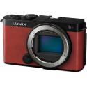 Panasonic Lumix DC-S9 kere, crimson red