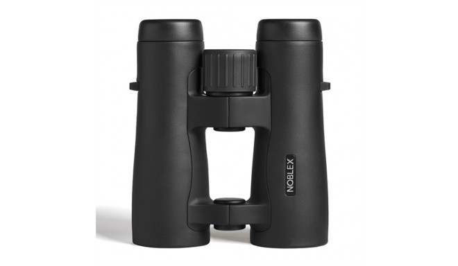 Noblex Binoculars NF 10x42 vector