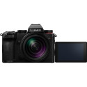 PANASONIC LUMIX S5D WITH S-R28200 F/4-7.1 KIT