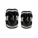 A set of boots Jr 37171BK rL