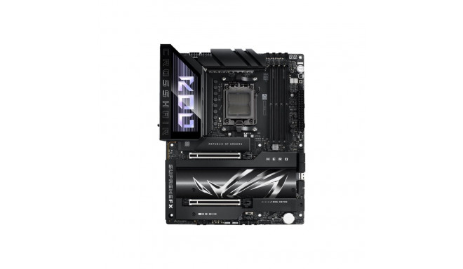 ASUS ROG CROSSHAIR X870E HERO AM5 DDR5 ATX Emaplaat