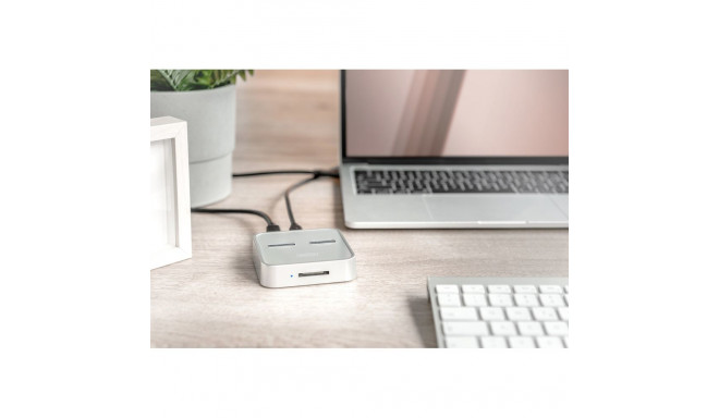 SSD Dock - Digitus M.2 NVMe + Sata SSD Dock With Sd Card Reader USB-C