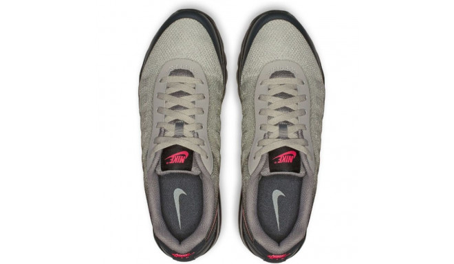 nike air max invigor 44