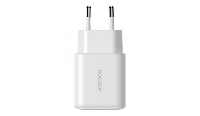 Joyroom JR-TCF21 Dual-Port (A+C) Power Charger (white)