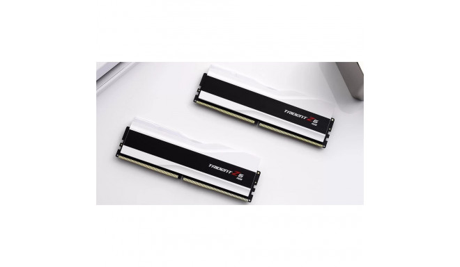 RAM Module - G.Skill Trident Z5 RGB 32 GB (2 x 16 GB) DDR5 7200 MT/s CL34 RGB