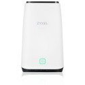 Zyxel FWA510 5G/4G/LTE -modeem ja WiFi 6 tugijaam