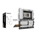 "Gigabyte TRX50 AERO D (TR5.TR5.E-ATX.DDR5)"