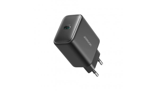 Joyroom charger JR-TCG13 45W GaN black (EU)