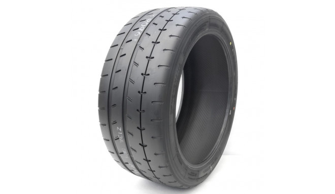 Yokohama ADVAN A052 rehv 185/60 R13 80V Label:D-B-B-69 dB