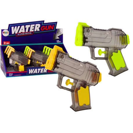 väike läbipaistev kollane oranž veepüstol