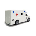 Auto Ambulans z napędem Karetka Pogotowia 1:20 z dźwiękiem
