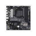 ASRock B550M PHANTOM GAMING 4 motherboard
