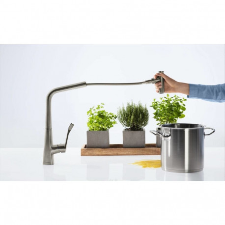 Köögisegisti väljatõmmatava voolikuga Hansgrohe Metris Select M71 73820800