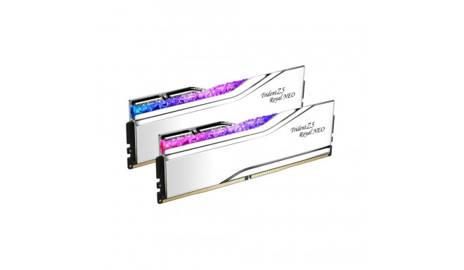 G.Skill Trident Z5 Royal Neo 32 GB DDR5 6000 MHz PC/server registreerimata ECC-ta