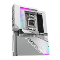 GIGABYTE B650E AORUS STEALTH ICE Motherboard - AMD Ryzen 9000 Series CPUs, 12+2+2 Phases VRM, up to 