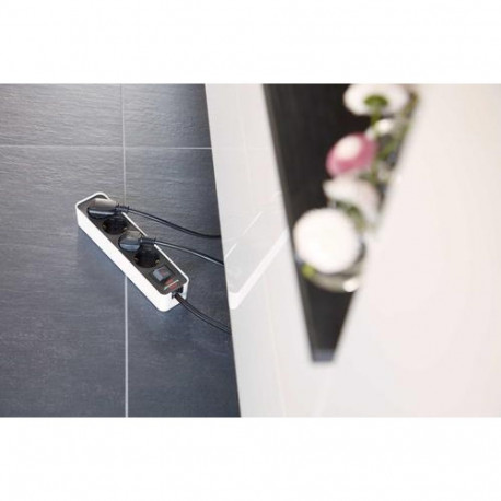 Brennenstuhl 1153240020 power extension 1.5 m 4 AC outlet(s) Indoor White