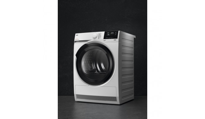 Kuivati AEG TR819P4E