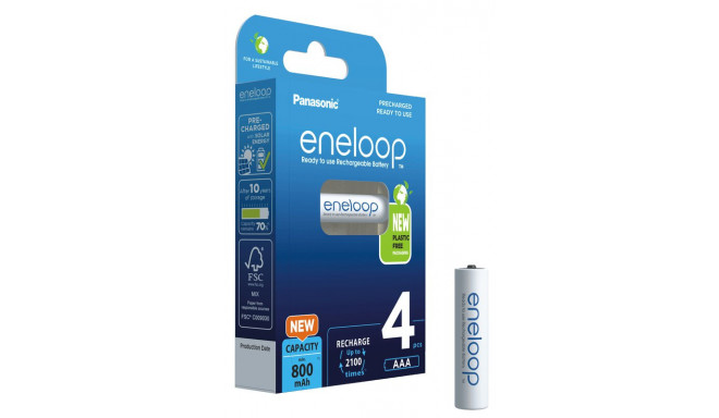 Panasonic eneloop rechargeable battery AAA 800 4BP (opened package)