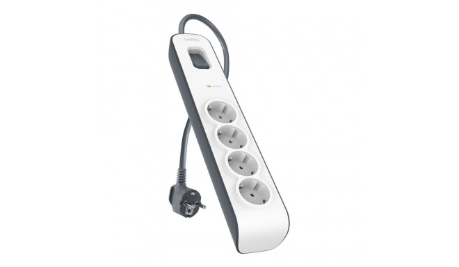 Belkin ülepinge kaitse 4 pistikupesa 2 meetri toitejuhe BSV400vf2M-V2