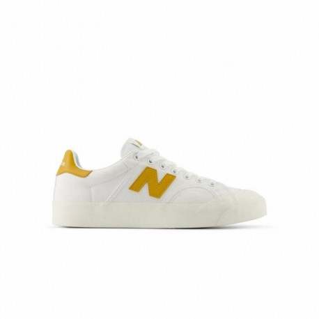 Naiste treeningkingad New Balance 100 Valge - 45