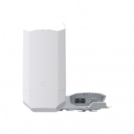 TELTONIKA NETWORKS OTD500 Outdoor 5G/4G/LTE eSIM PoE router IP55