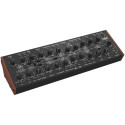 Behringer Kobol Expander - analoog poolmodulaarne süntesaator