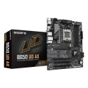 GIGABYTE B650 UD AX emaplaat - AMD Ryzen 9000 seeria protsessorid, 6+2+2 faasi VRM, kuni 7600MHz DDR