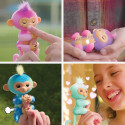 Figurka interaktywna fingerlings małpka różowa harmony