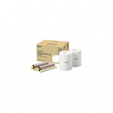 DNP Paper 2 Rolls à 200 prints. 15x20 Perforated at 7.5x20 cm for DS620