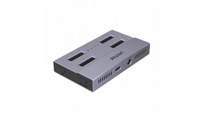 Unitek USB4 4-Bay M.2 SSD Docking/Cloning Station