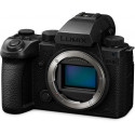 Panasonic Lumix DC-S5 IIX + 24-60mm