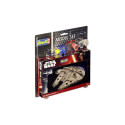 Model plastikust millenium falcon