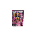 Monster High Scary Sweet Birthday Cleo De Nile Doll in Party Dress with Balloon &amp; Gift