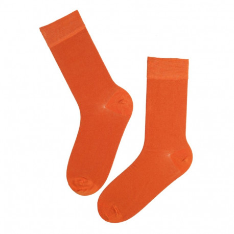 SOKISAHTEL TAUNO Mustard oranžid viskoosist sokid meestele 446