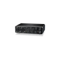 Behringer UMC202HD recording audio interface