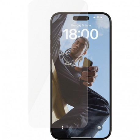 "SAFE. by PanzerGlass iPhone 15 Pro Max. Ultra-Wide Fit"