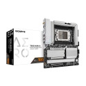 "Gigabyte TRX50 AERO D (TR5.TR5.E-ATX.DDR5)"