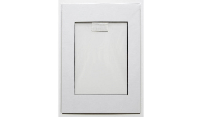 Paspartuu 21x29,7 (sisemõõt 14x19)  valge, must siseäär