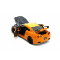 Vehicle with figure Naruto Nissan GT-R 1/24
