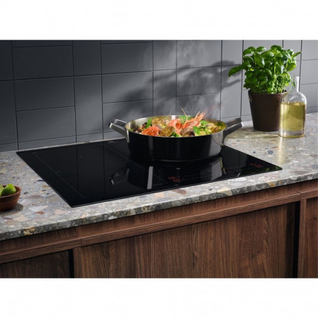 Electrolux induktsioonpliit EIS62453 integreeritav 60cm 4 tsooni, must