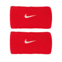 Frotki na rękę Nike Swoosh Wristbands 2 szt. czerwone N1012406610OS