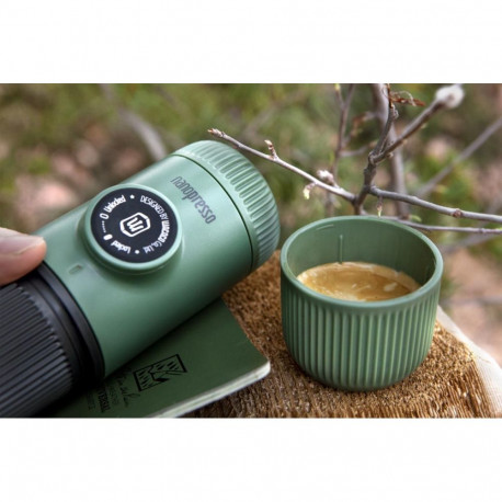WACACO NANOPRESSO MOSS GREEN + CASE ground coffee maker