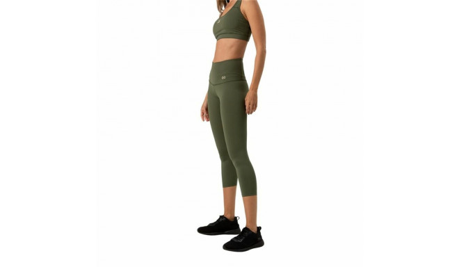 Naiste spordiretuusid Ditchil Magny Oliiv