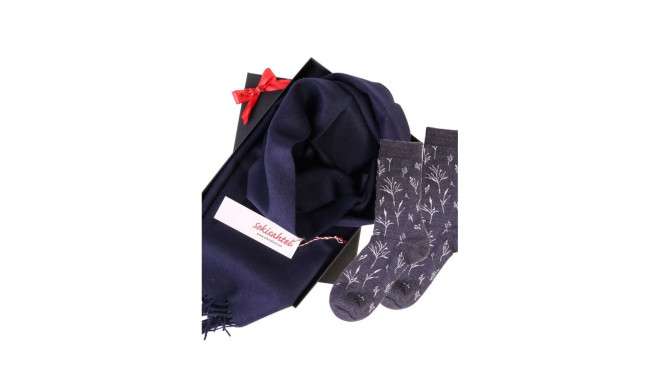 SOKISAHTEL Alpakavillast salli ja SEASIDE sokkidega kinkekarp naistele 444