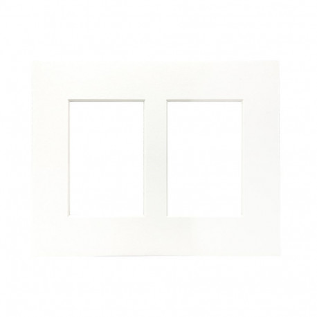 Focus Passepartout White w. white core 24x30 Collage 2 images