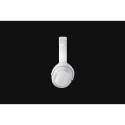 "Razer Barracuda Headset wireless overear white"