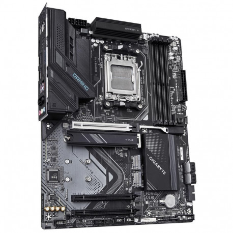 Gigabyte Mainboard||AMD X870|SAM5|ATX|Memory DDR5|Memory slots 4|3xPCI-Express 16x|2xM.2|1xHDMI|1xAu